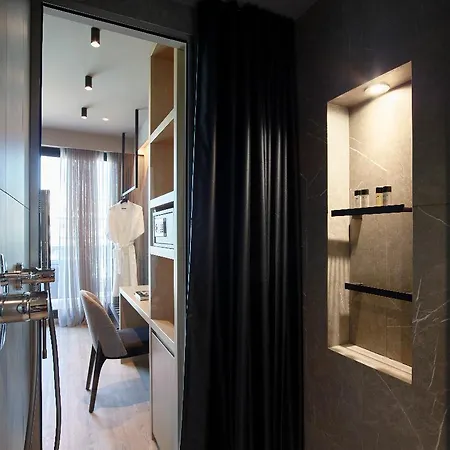Heritage Hill 4*